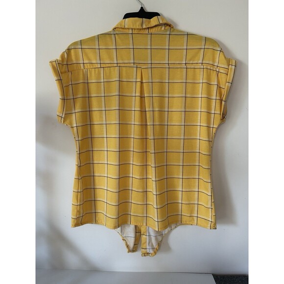 Eden & Olivia Yellow Short Sleeve Button Down Women Size L - Picture 2 of 3